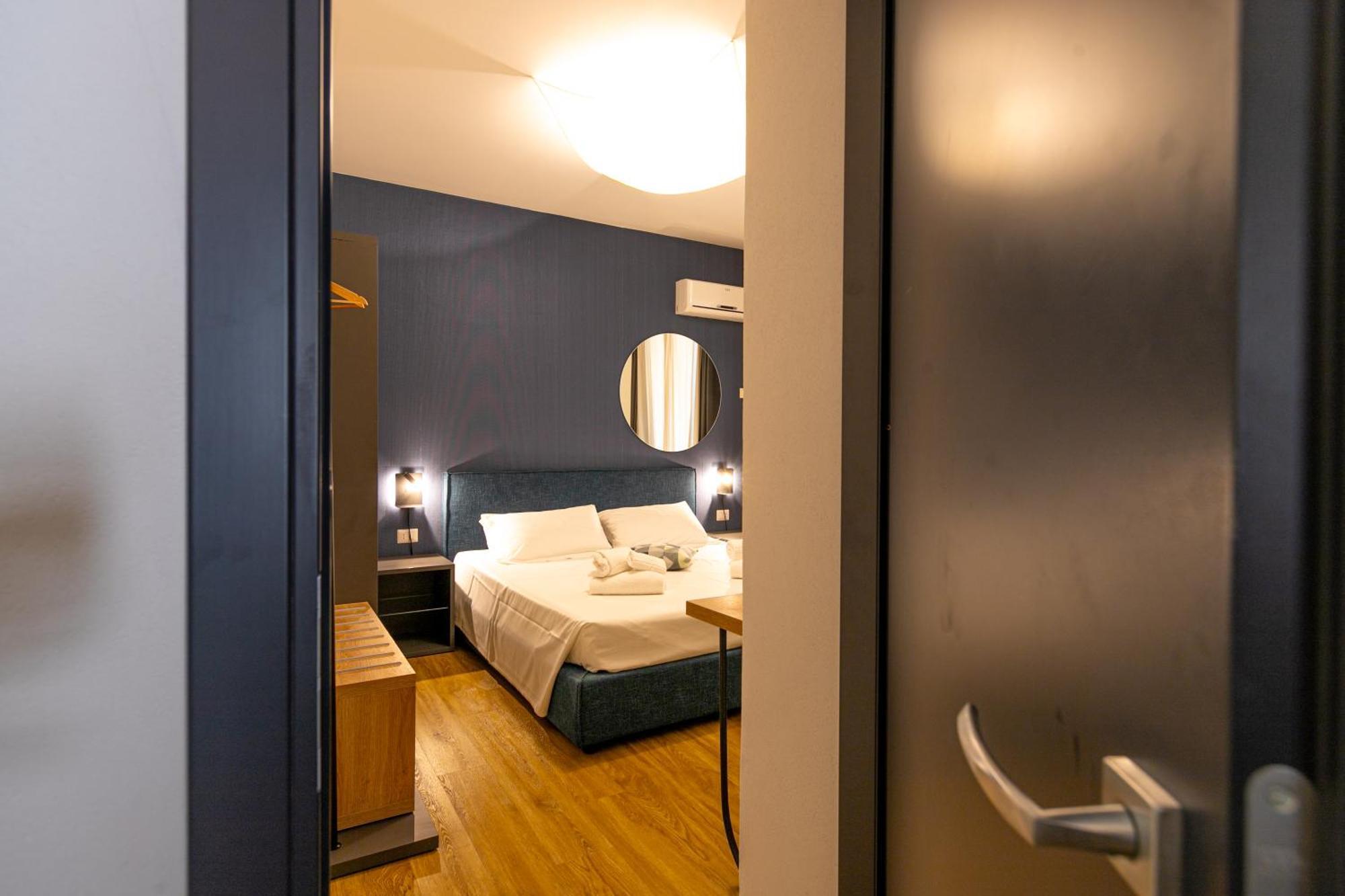 Taliammari Hotel Чефалу Стая снимка