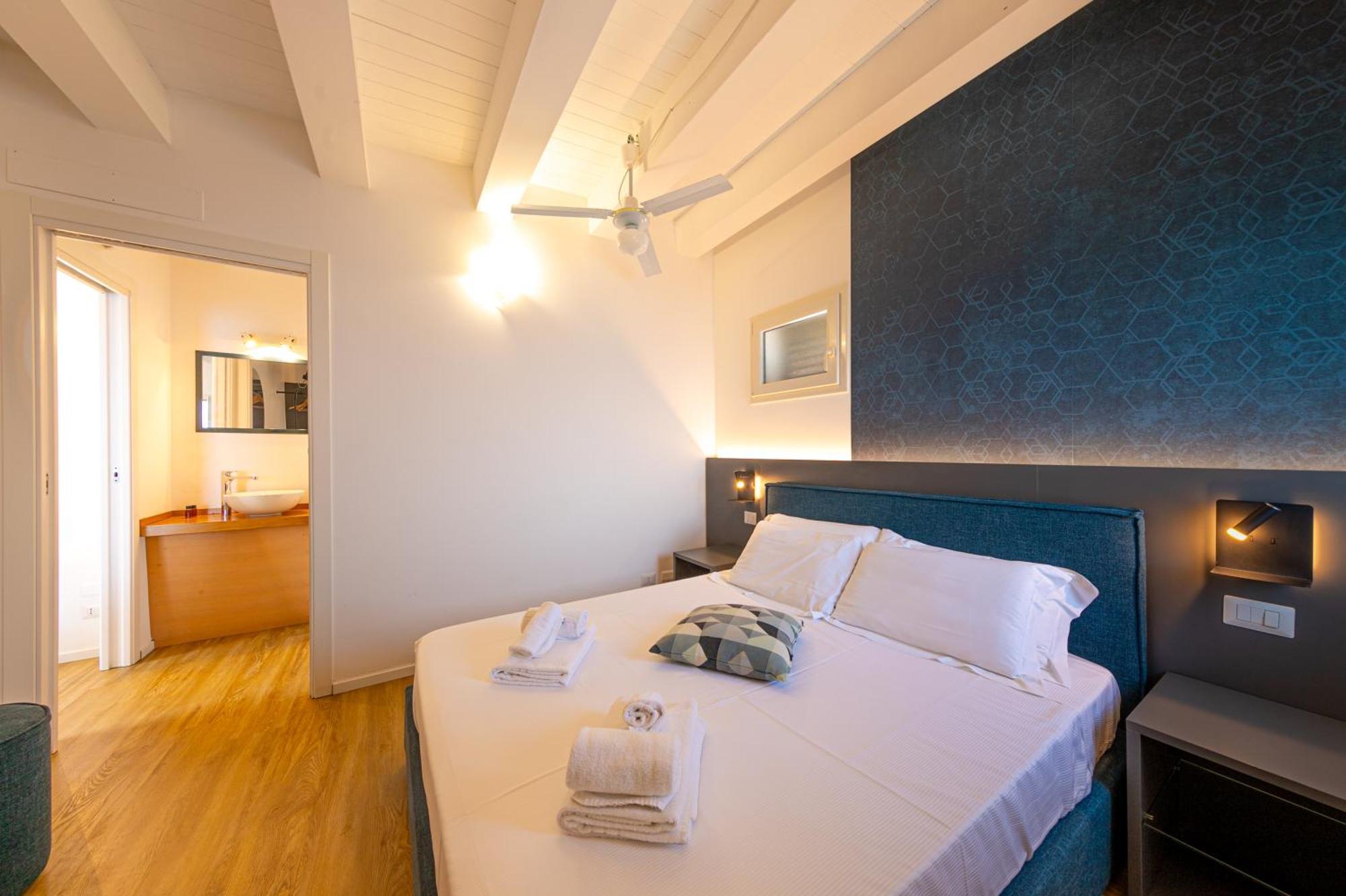 Taliammari Hotel Чефалу Стая снимка